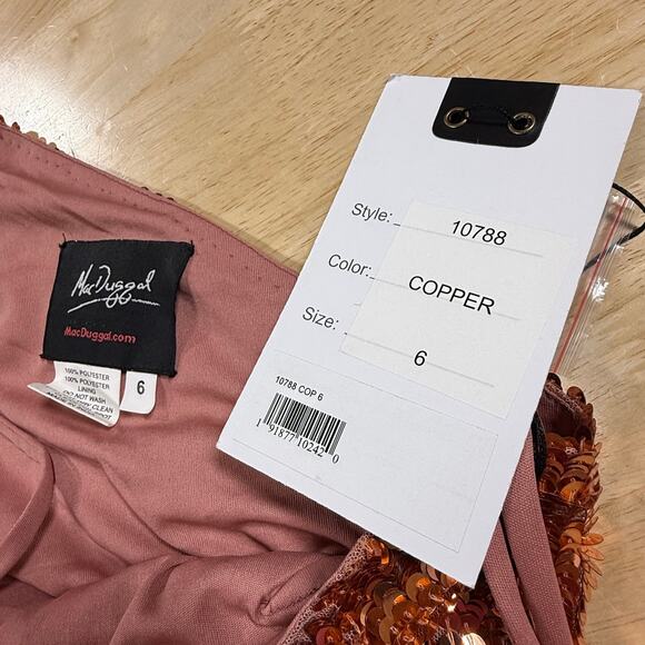 Mac Duggal NWT One Sleeve Fully Sequined High Slit Maxi Dress Copper Size 6 - Picture 5 of 10
